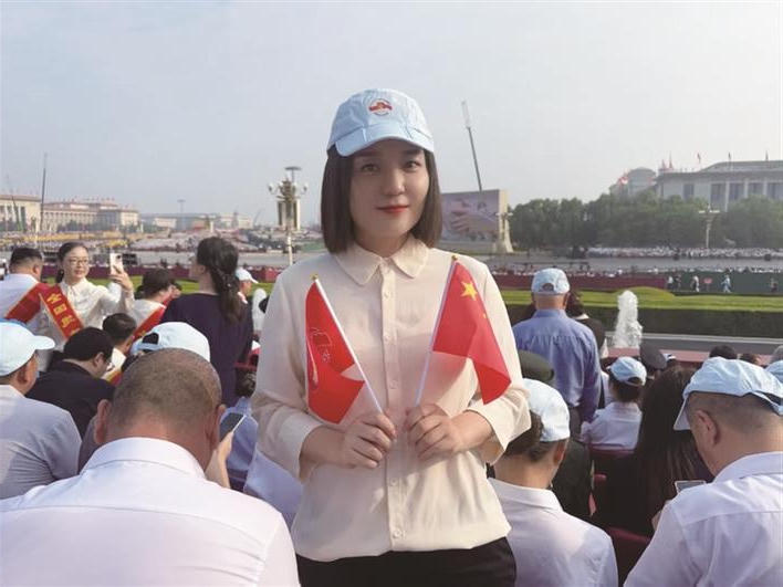 姜薇在天安门广场