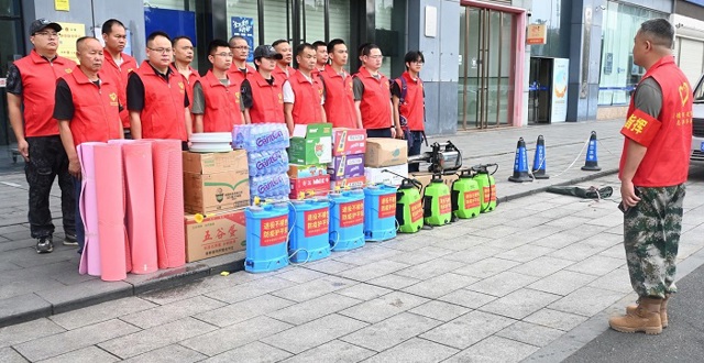 首次驰援获好评 15名退役军人志愿者再出征