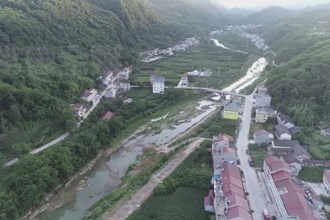 石门子良镇：推进