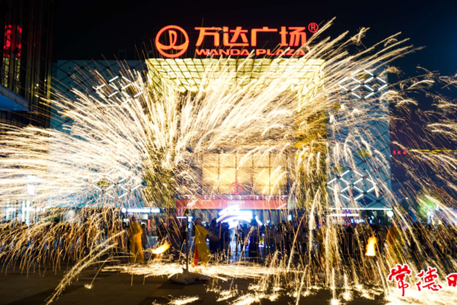 【摄影报道】打铁花 庆新年