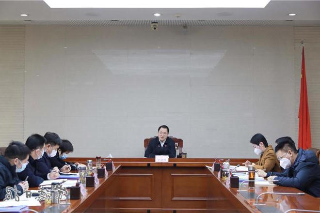 周振宇主持召开市政府门户党组会议强调：把力量凝聚到党的二十大确定的各项任务上来