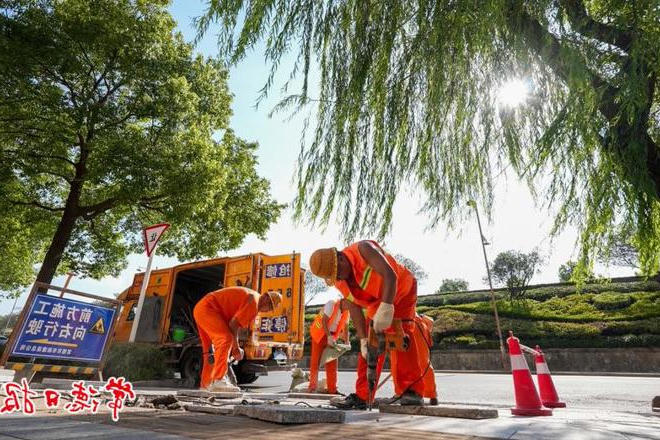 【组图】致敬高温下的劳动者——聚焦市政人的