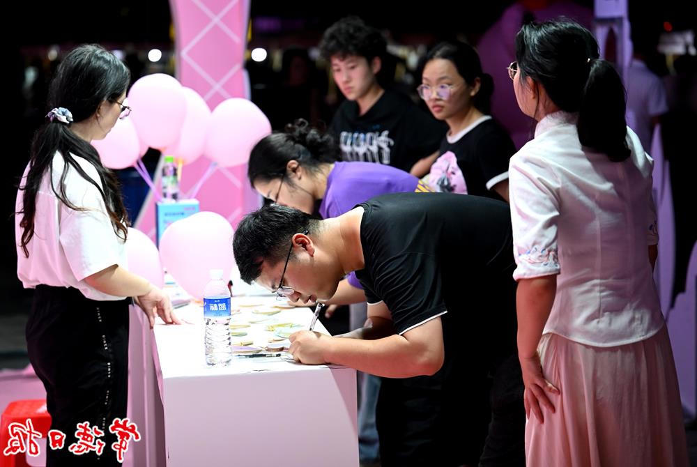 140407d9c1844af9b92fabbf80aa8066.jpg