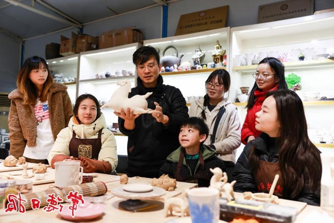 【组图】马年塑陶马