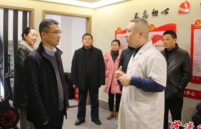 市领导调研全市残疾人工作