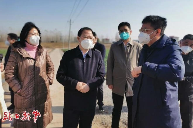 周振宇调研冬春水利和高标准农田建设 