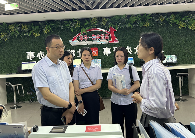 成都彭州市行政审批局来汉寿县调研