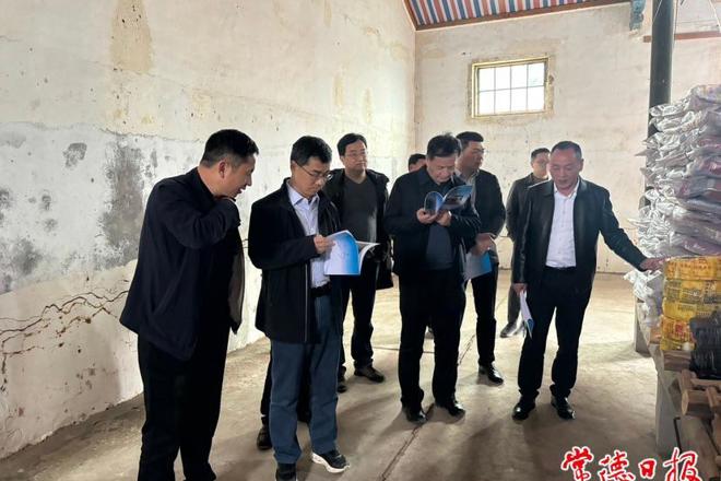 省防指领导督察我市汛前准备和地质灾害汛前排查工作