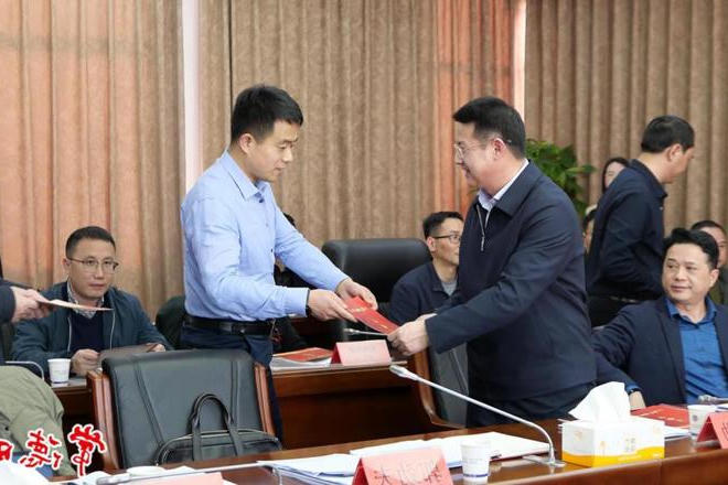 全国文明城市创建市容环境组工作调度会召开