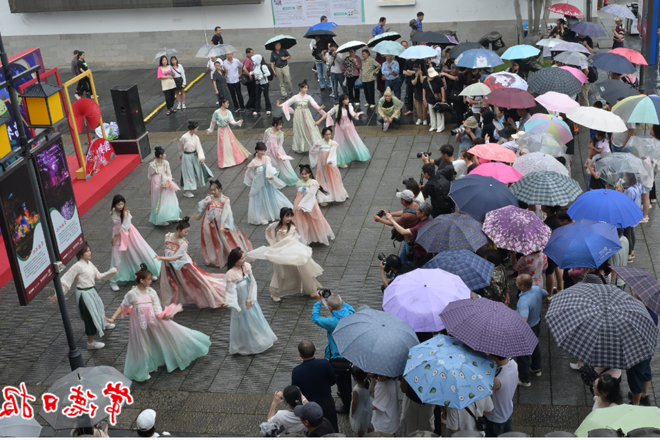 【端午节】雨润河街更显韵味