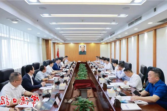 曹志强与中国化学工程股份有限公司总经理助理杨志明一行会谈 进一步推动相关领域合作