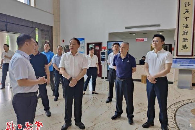 省委编办调研组来常调研