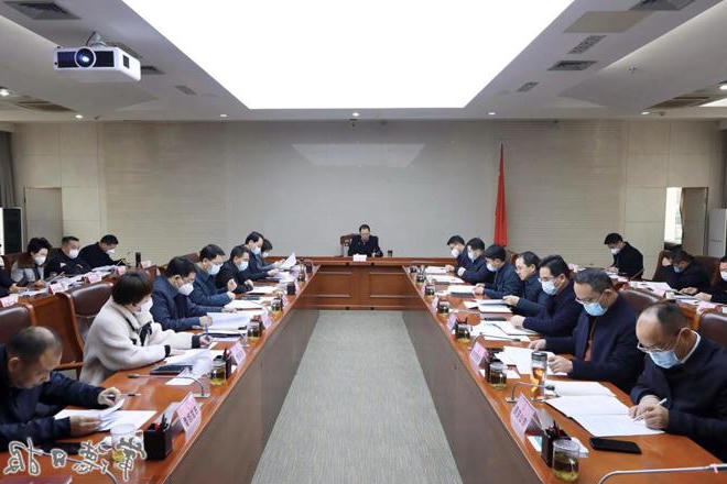周振宇主持召开常益长铁路开通运营工作调度会强调：将常益长铁路沿线打造成风景线、旅游线、产业线