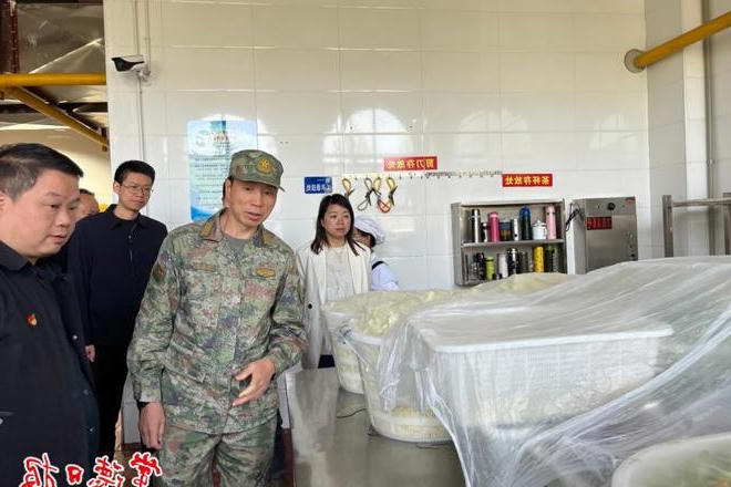 市领导赴安乡县调研学校食品安全工作
