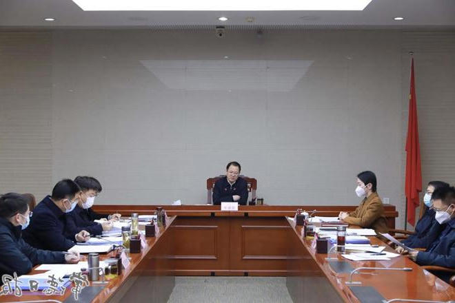 周振宇主持召开市长碰头会：全力以赴冲刺四季度、决胜全年度