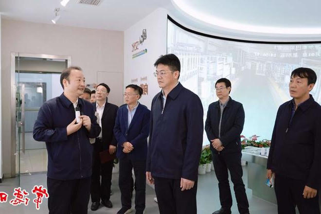 罗毅君带队赴中南大学拜访交流