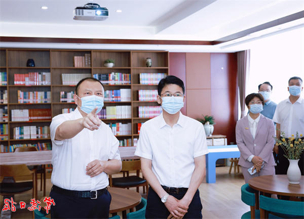曹志强调研发改工作时强调：争当先锋 勇挑大梁 为推动高质量发展贡献更大力量