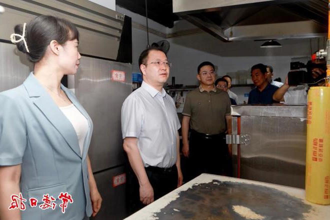 周振宇督导检查市城区燃气和消防安全工作 以高水平安全护航高质量发展