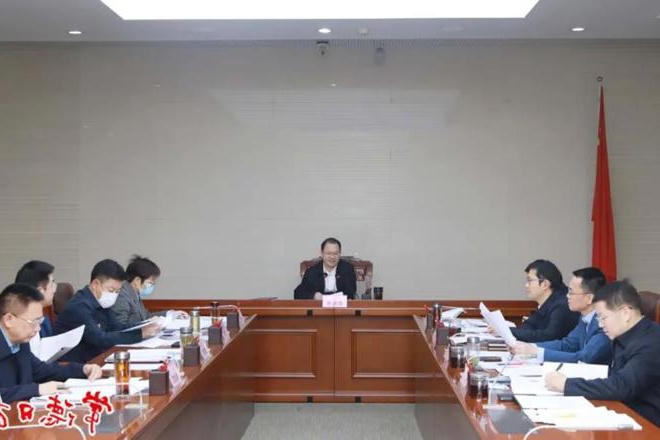 周振宇主持召开市长碰头会 全面学习宣传贯彻党的二十大精神 全力以赴收好官、谋新局