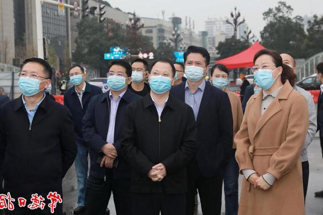 周振宇督导疫情防控工作时强调 绷紧心弦 抓实措施 守牢疫情防控底线
