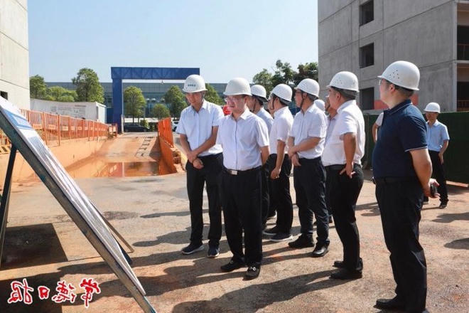 周振宇调研市属国企建设项目时强调：共同推进市属国企建设项目高质量发展
