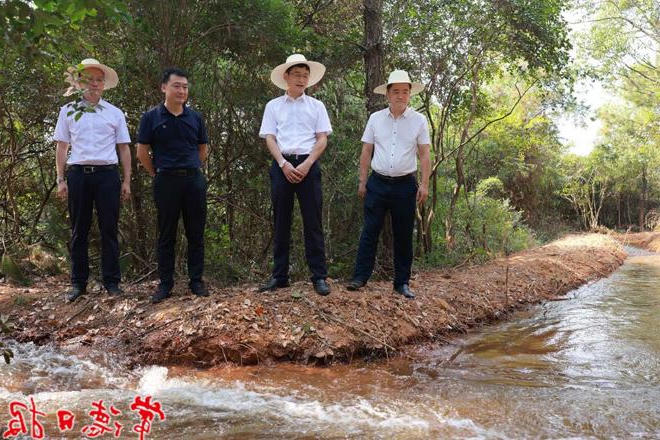 曹志强赴津市安乡督导防旱抗旱工作