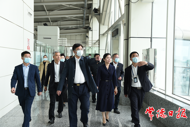 邹文辉赴新澳门葡京在线娱乐机场调研：加快发展航空交通 为常德对外开放与产业发展提供坚实支撑