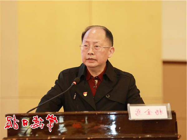 c7ecbd666f634a5abae923e4bf64ada8.jpg