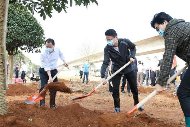 我市开展2022年义务植树活动