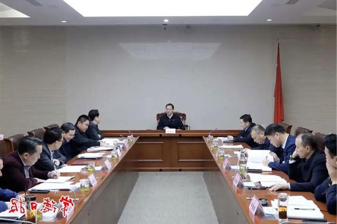 周振宇主持召开常益高铁依法开通前期工作调度会 紧盯年底通车目标 全力以赴加快项目建设