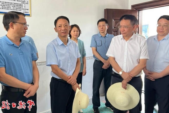 市政协召开第八届第二十一次主席会议