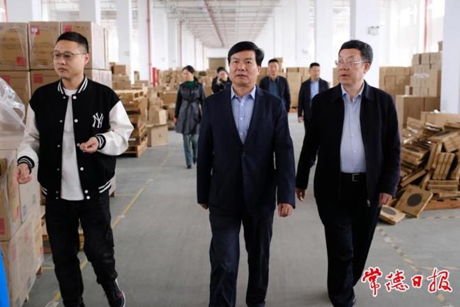 市领导率队到常德经开区开展 中小企业促进