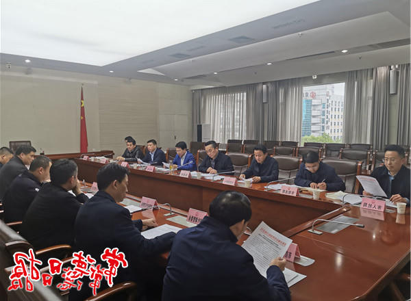 市领导专题调度会时指出：要强化措施 进一步缓解城区