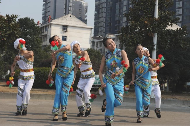 市级：九子鞭