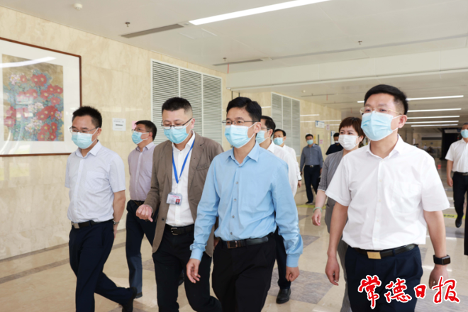 曹志强调研市经投集团产业发展情况时指出筑牢疫情防控和安全生产