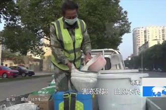津市：乔木刷白 减轻冻害