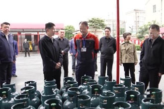 曹志强周振宇带队督导检查安全生产工作