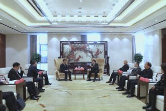 曹志强与中国工程院院士刘良一行座谈