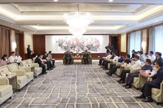 市党政代表团赴杭州考察学习