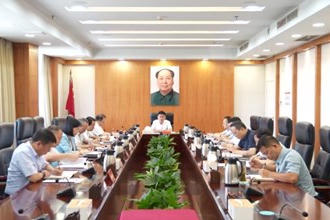 曹志强主持召开盐田港在常建设项目推进会