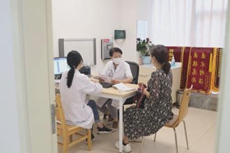 庆祝第六个中国医师节：