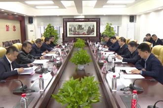 周振宇前往省直部门、金融机构对接工作