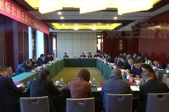 秦国文在常德参加省人大代表小组主题活动