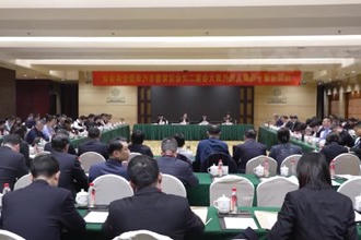 湖南省十四届人大二次会议常德代表团召开第七次全体会议