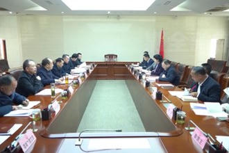 周振宇主持召开在常全国人大代表建议工作座谈会
