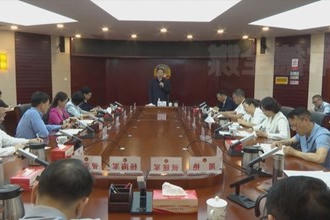 毛万春到市政协机关调研