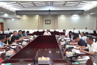 周振宇在全市防汛抗灾工作电视电话会议上强调： 持之以恒抓紧抓牢防汛各项措施 夺取防汛抗灾全面胜利
