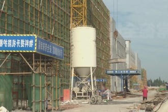 安乡：战高温 项目建设正酣