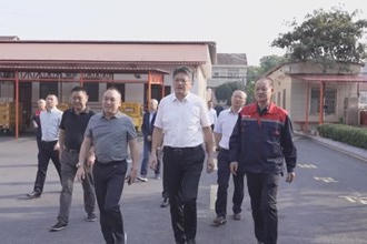 罗毅君开展群众身边不正之风和腐败问题集中整治工作调研