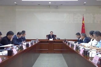 周振宇主持召开政府党组会议暨市长碰头会